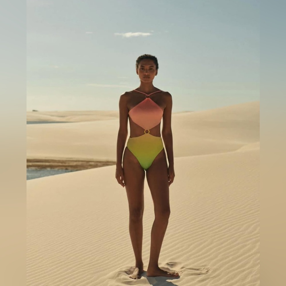 Baobab Kira one piece sunrise sz medium